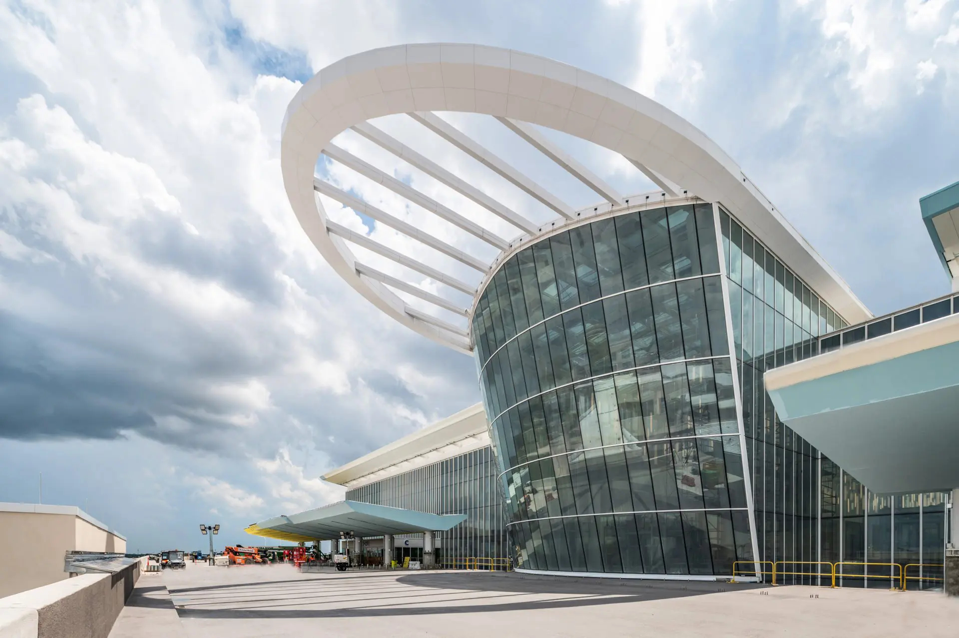 Aeroporto com Novo Terminal em Orlando Orlando no Bolso